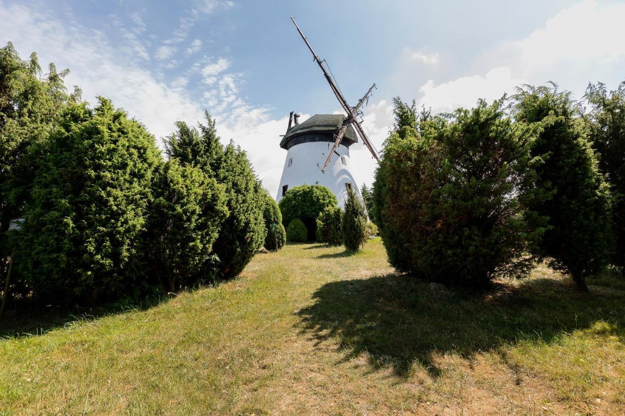Windmill Vacation Home In Ledzin Near Baltic Sea Niechorze Extérieur photo